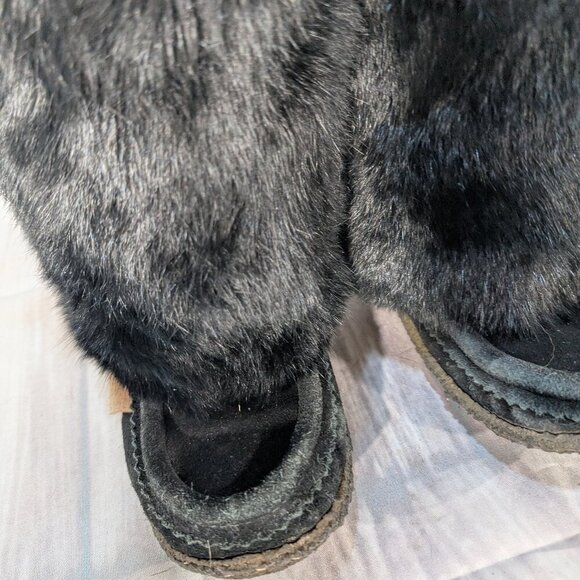 Laurentian Chief Black Fur and Suede Moccasin Boots with Tie Details - Picture 3 of 5